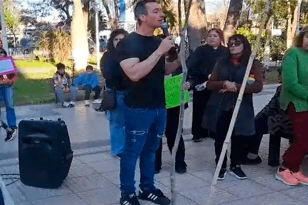 Vecinos de Belén le pidieron al diputado Galán que se fuera de una protesta por las tarifas de luz