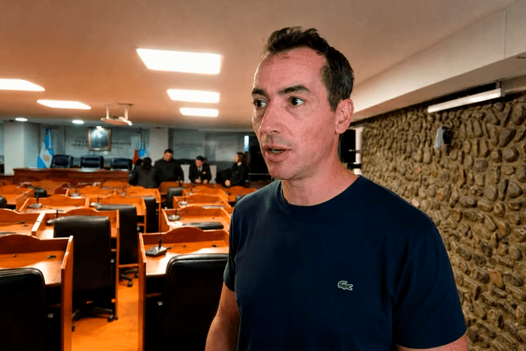 Confirman parcialmente el pedido de desafuero contra Javier Galán por presunto peculado de servicios