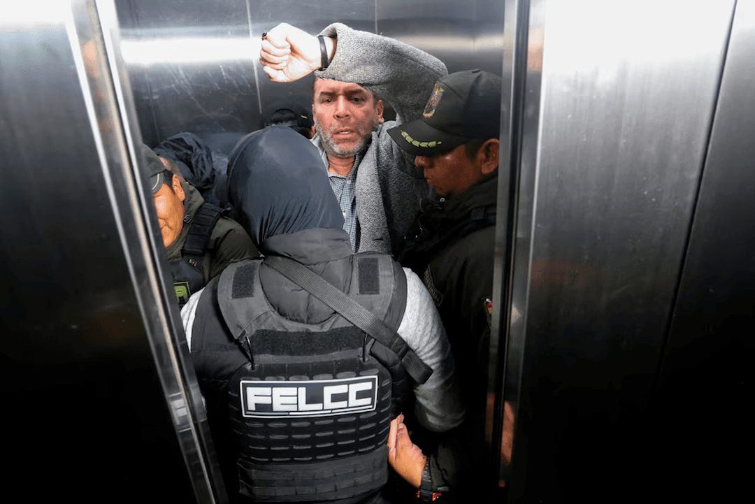 El Gobierno se contradice en el caso Cerimedo: Milei insinuó un autoatentado y su ministro lo desmintió